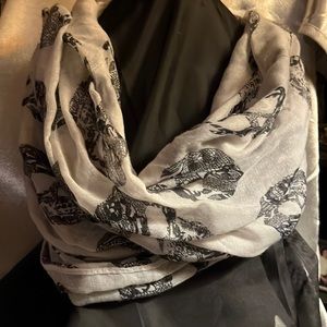 Skull Infinity Scarf
